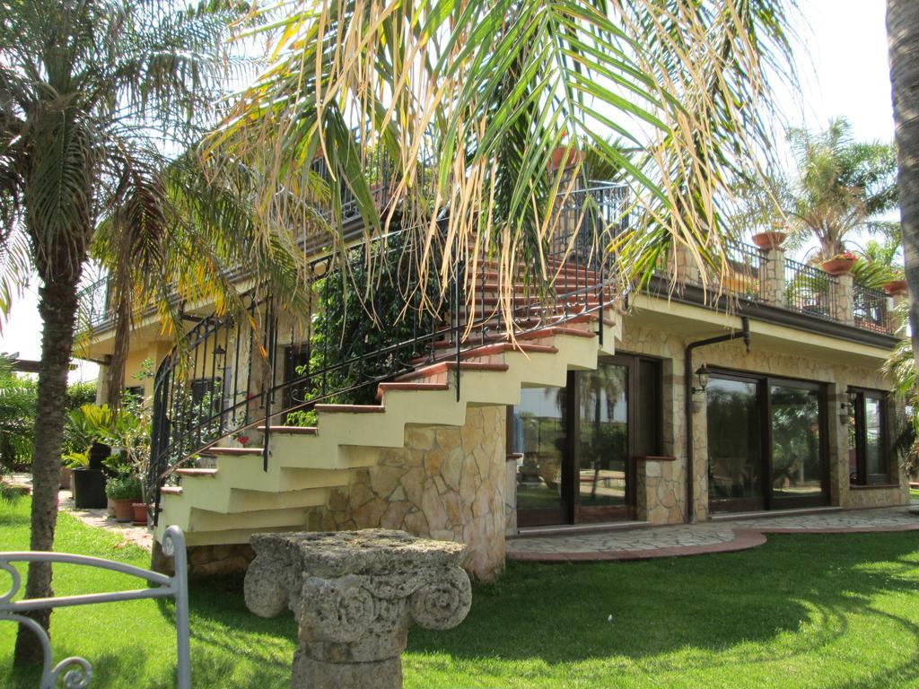 Apartamento Complesso Turistico Ricettivo L'Oasi Del Golfo Di Salerno Battipaglia Exterior foto