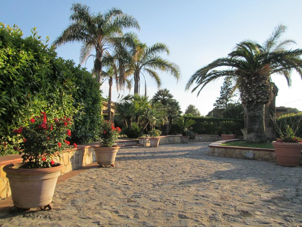 Apartamento Complesso Turistico Ricettivo L'Oasi Del Golfo Di Salerno Battipaglia Exterior foto