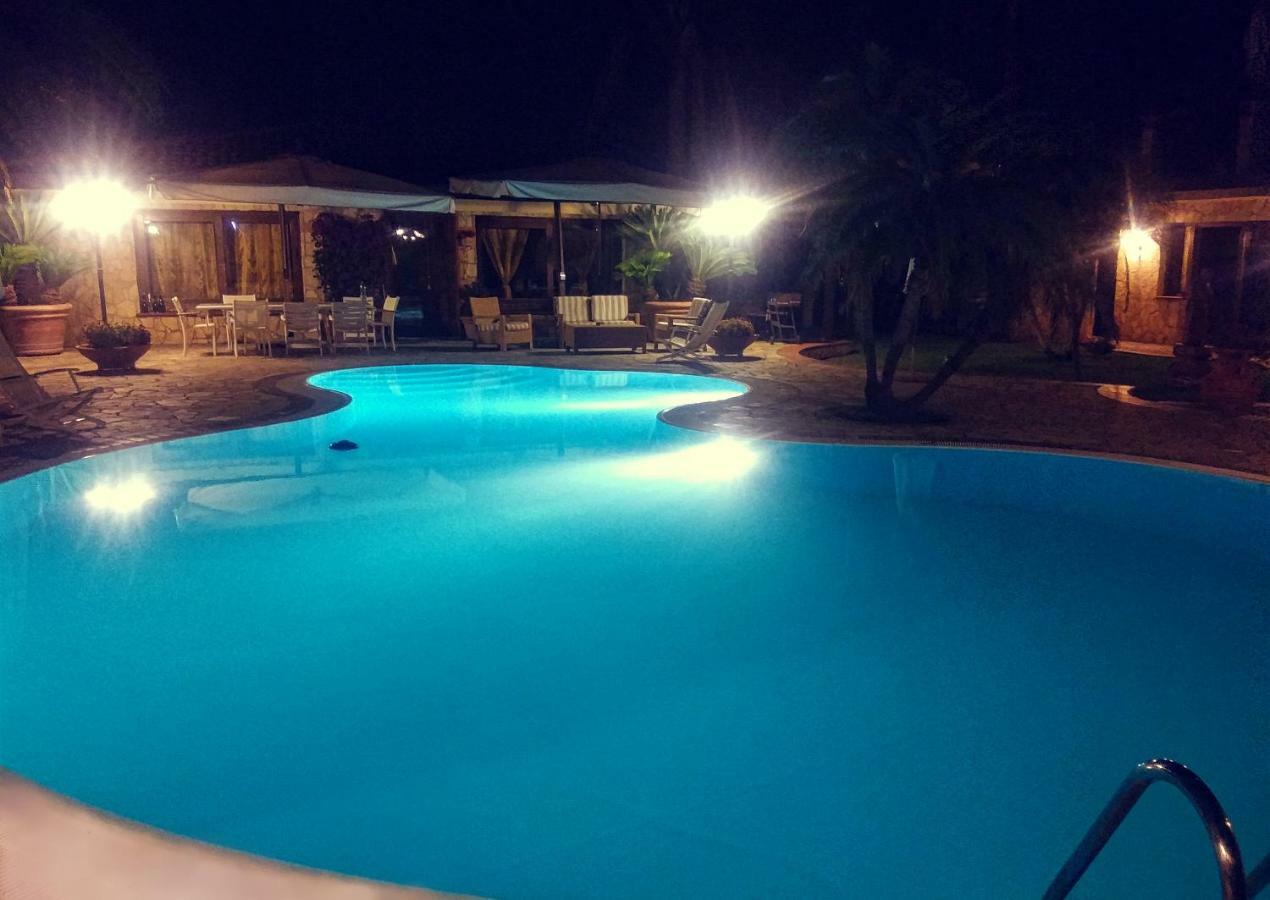 Apartamento Complesso Turistico Ricettivo L'Oasi Del Golfo Di Salerno Battipaglia Exterior foto
