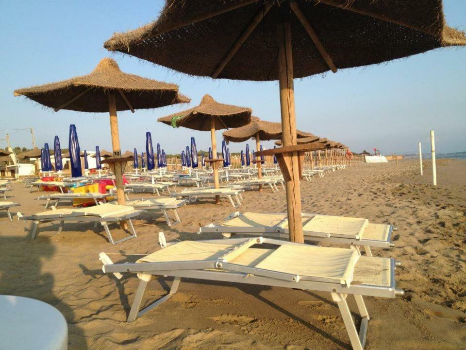Apartamento Complesso Turistico Ricettivo L'Oasi Del Golfo Di Salerno Battipaglia Exterior foto