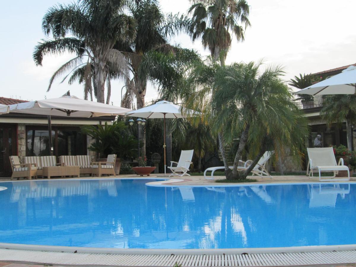 Apartamento Complesso Turistico Ricettivo L'Oasi Del Golfo Di Salerno Battipaglia Exterior foto